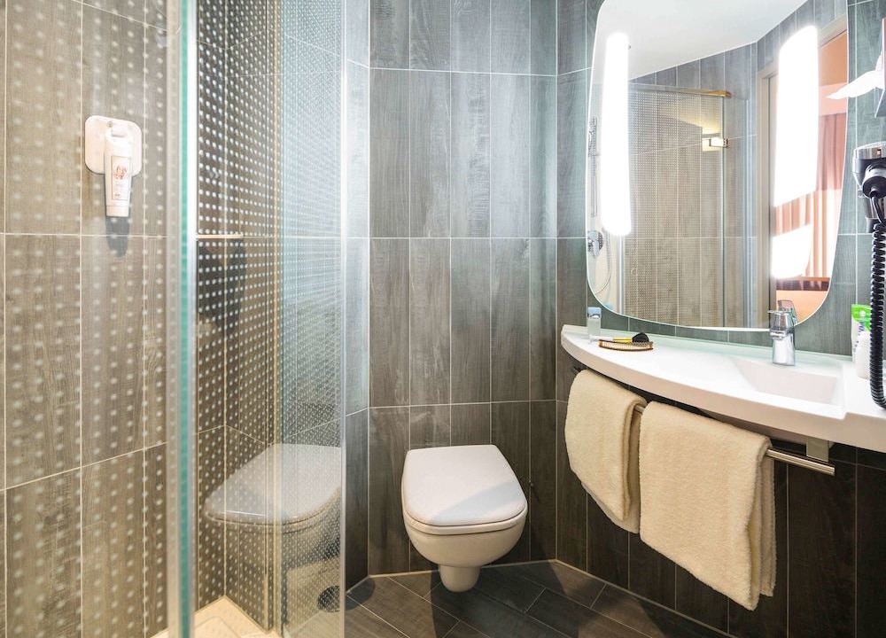 Photo of Bathroom in Neuenhof