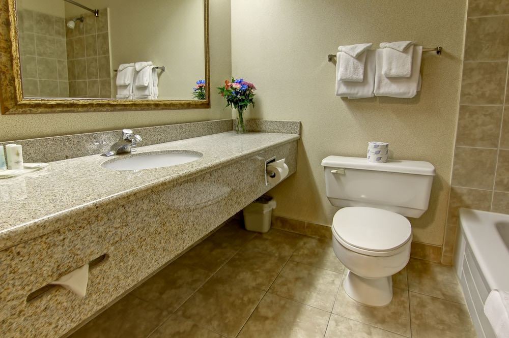 Photo of Bathroom in Ingersoll