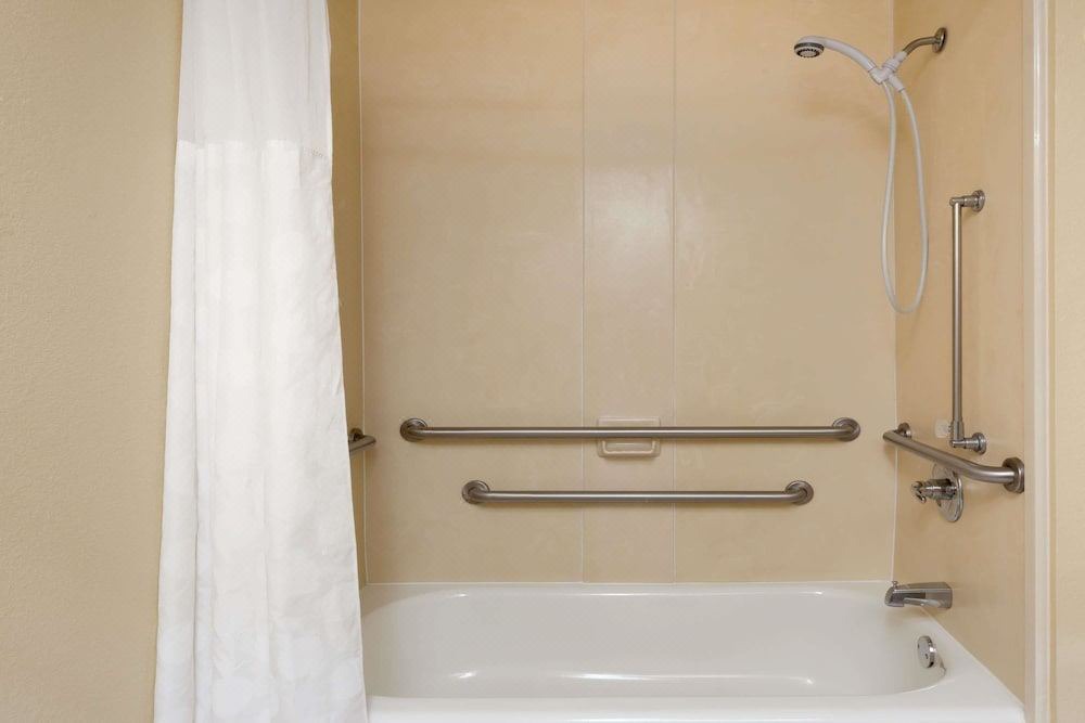 Photo of Bathroom in Locust Grove