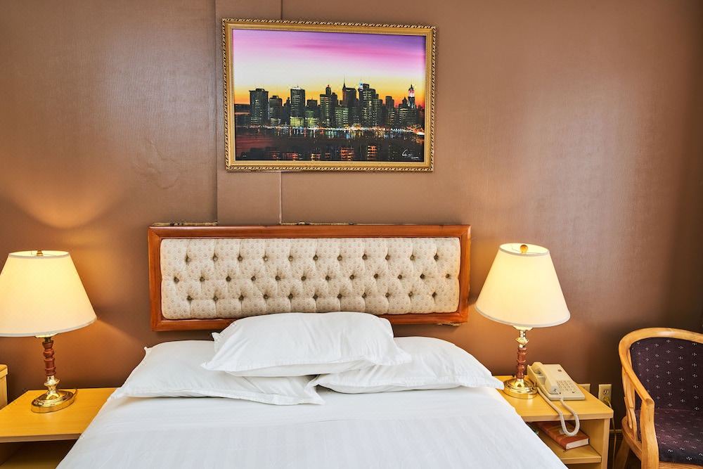 Photo of Bedroom in Flushing Chinatown