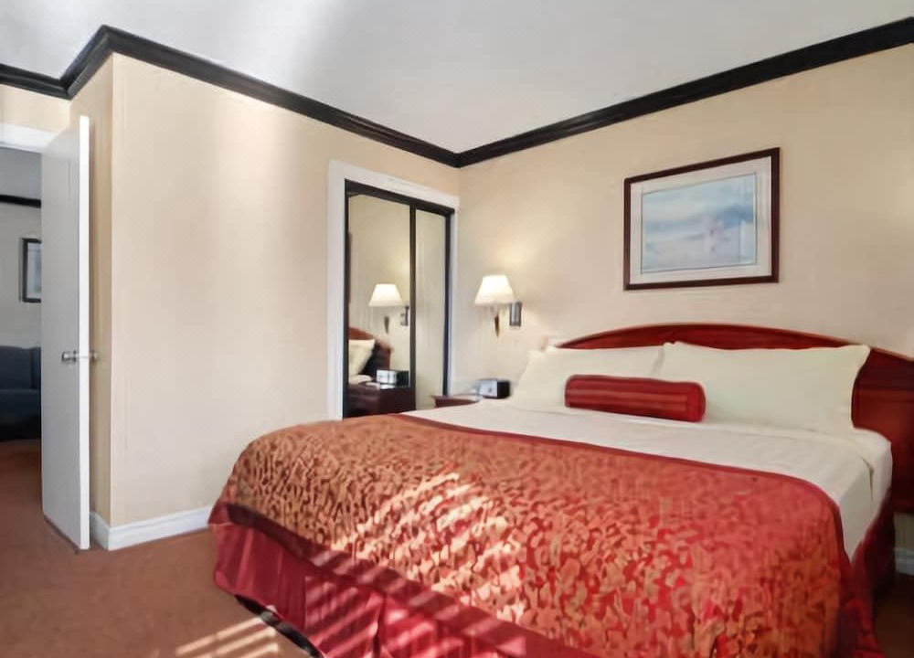 Photo of Bedroom in Lamanda Park