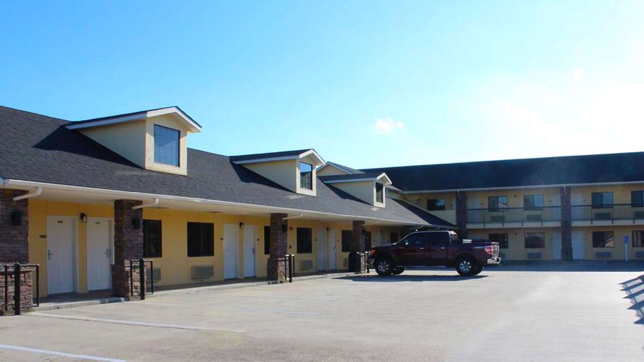 Photo of Buildings in Ingleside