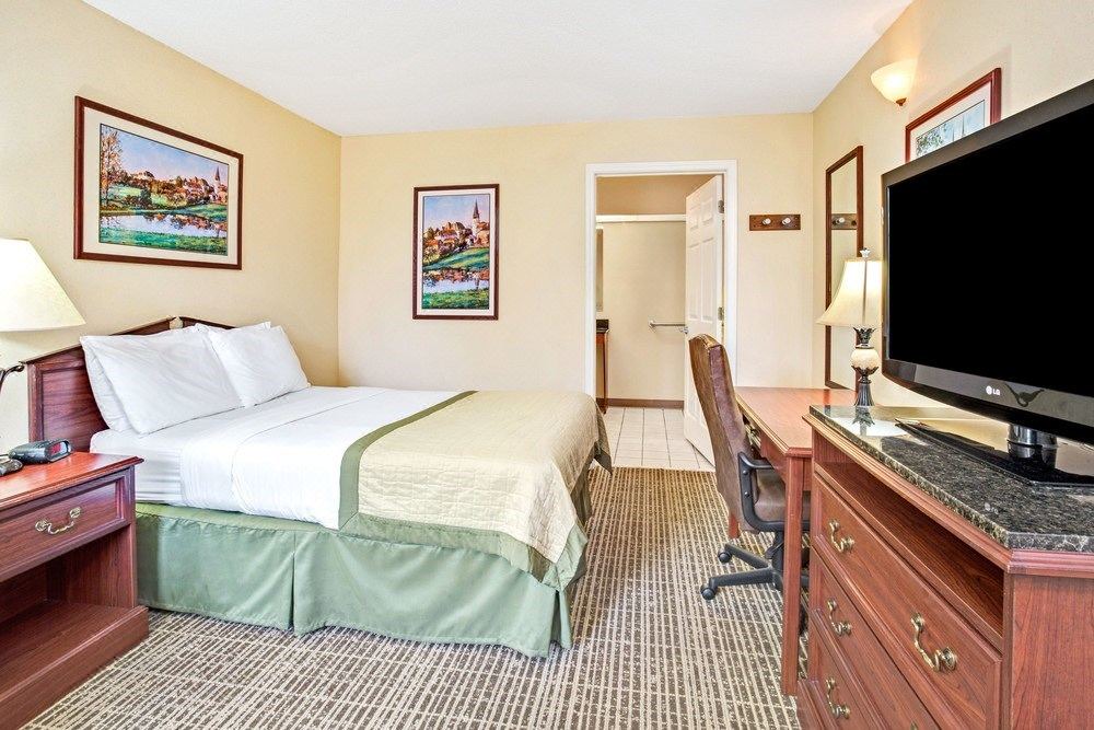 Photo of Others in Kingsland