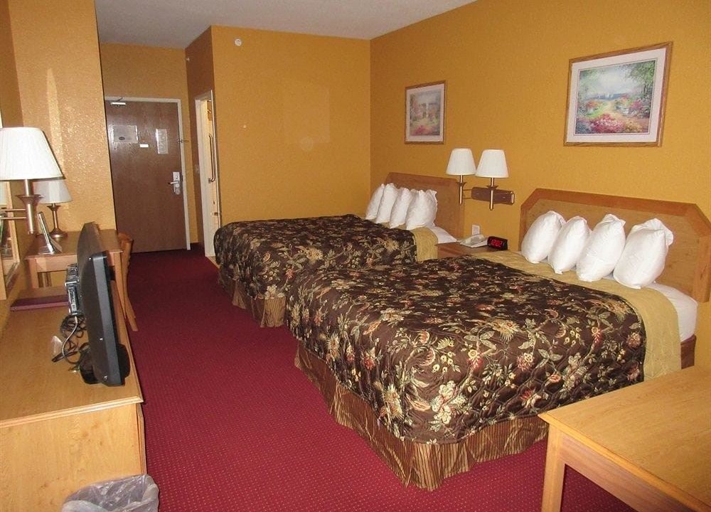 Photo of Bedroom in Clinton