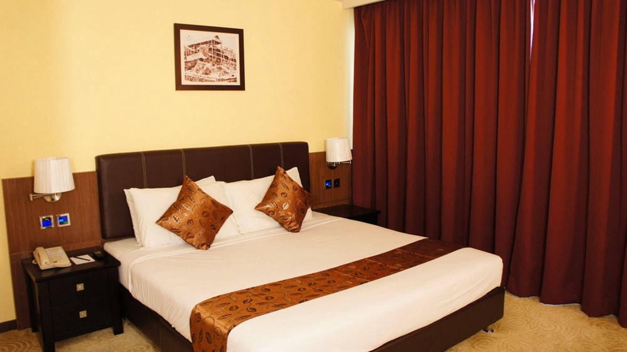 Photo of Bedroom in Taman Istana