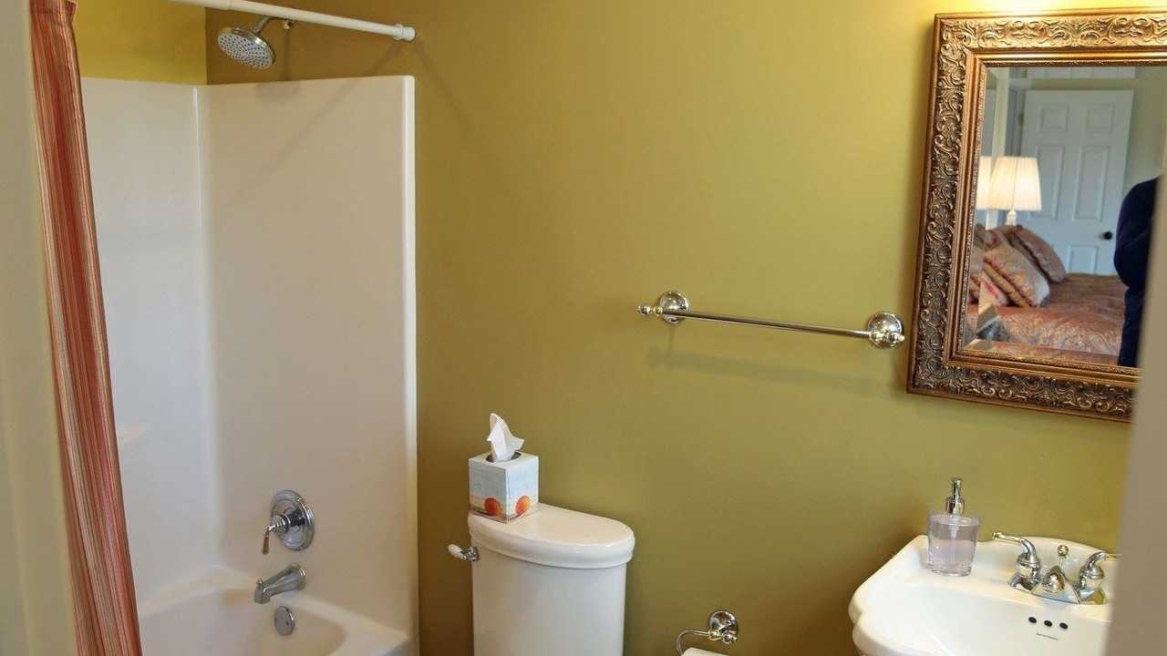 Photo of Bathroom in Alton