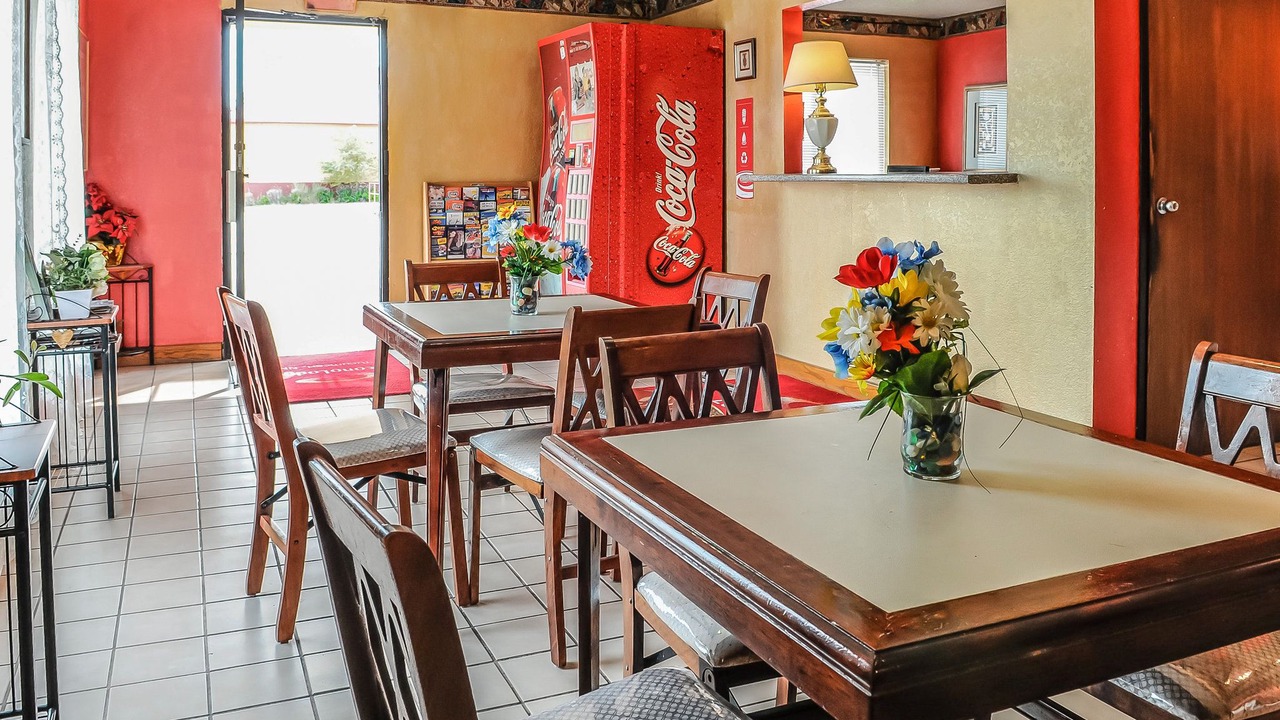 Photo of Livingroom in Tucumcari