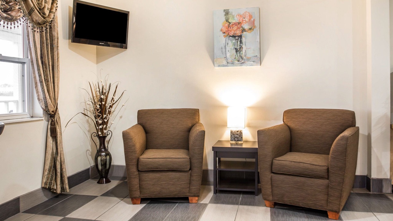 Photo of Livingroom in Mauston