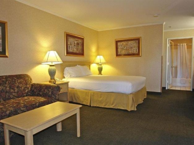 Photo of Bedroom in Lodi