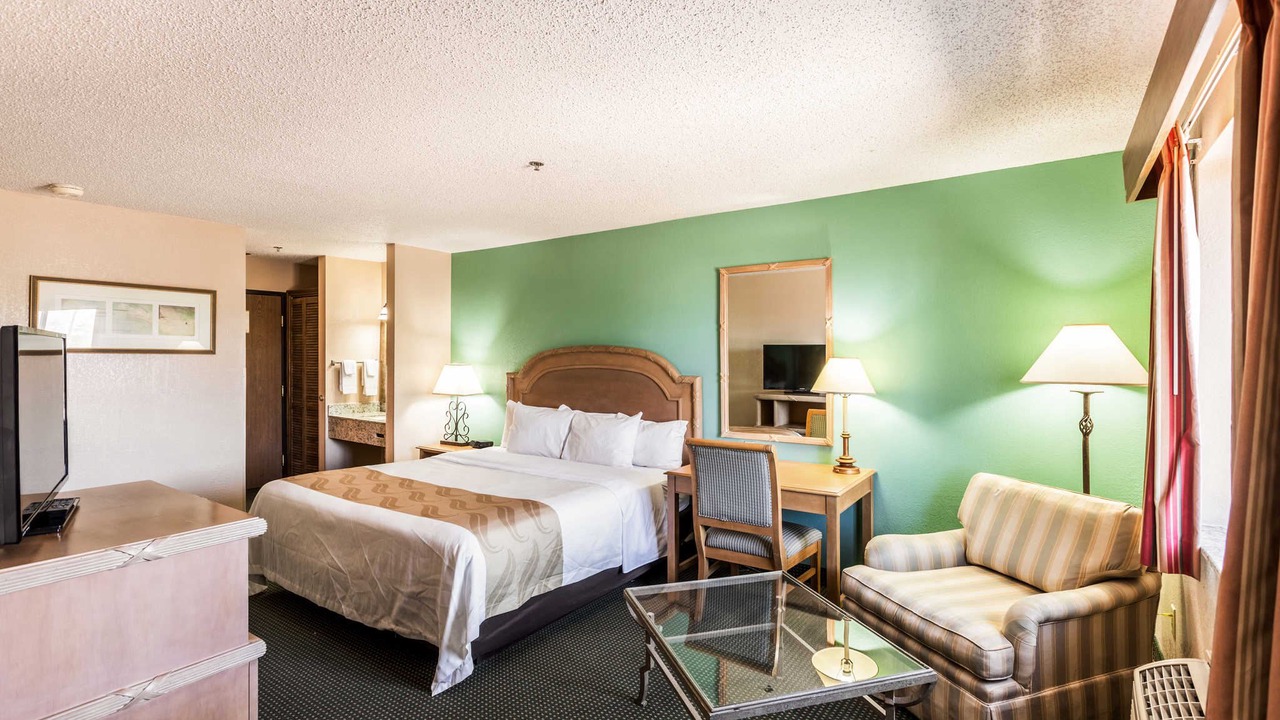 Photo of Bedroom in Allen