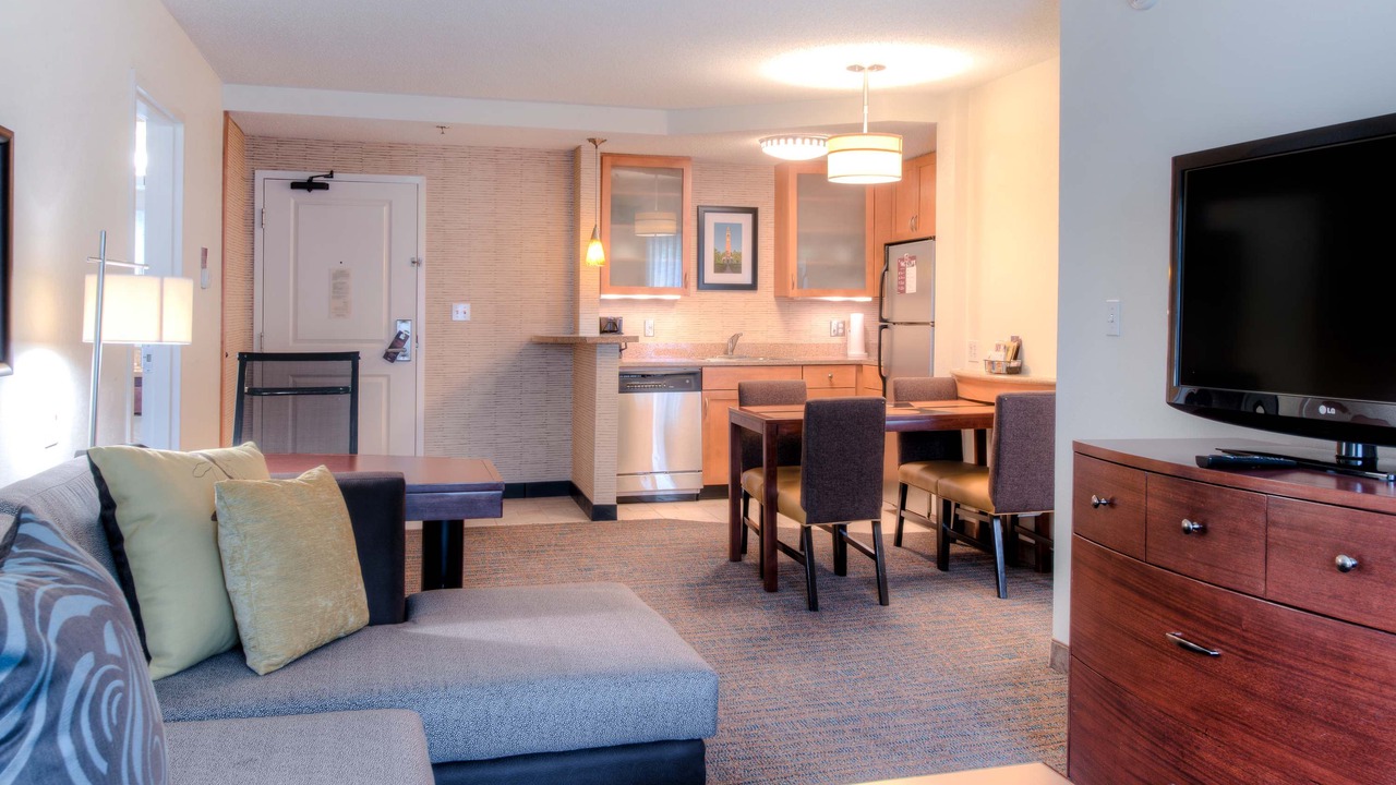 Photo of Livingroom in Chapel Hill