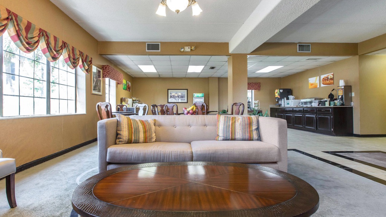 Photo of Livingroom in Cordele