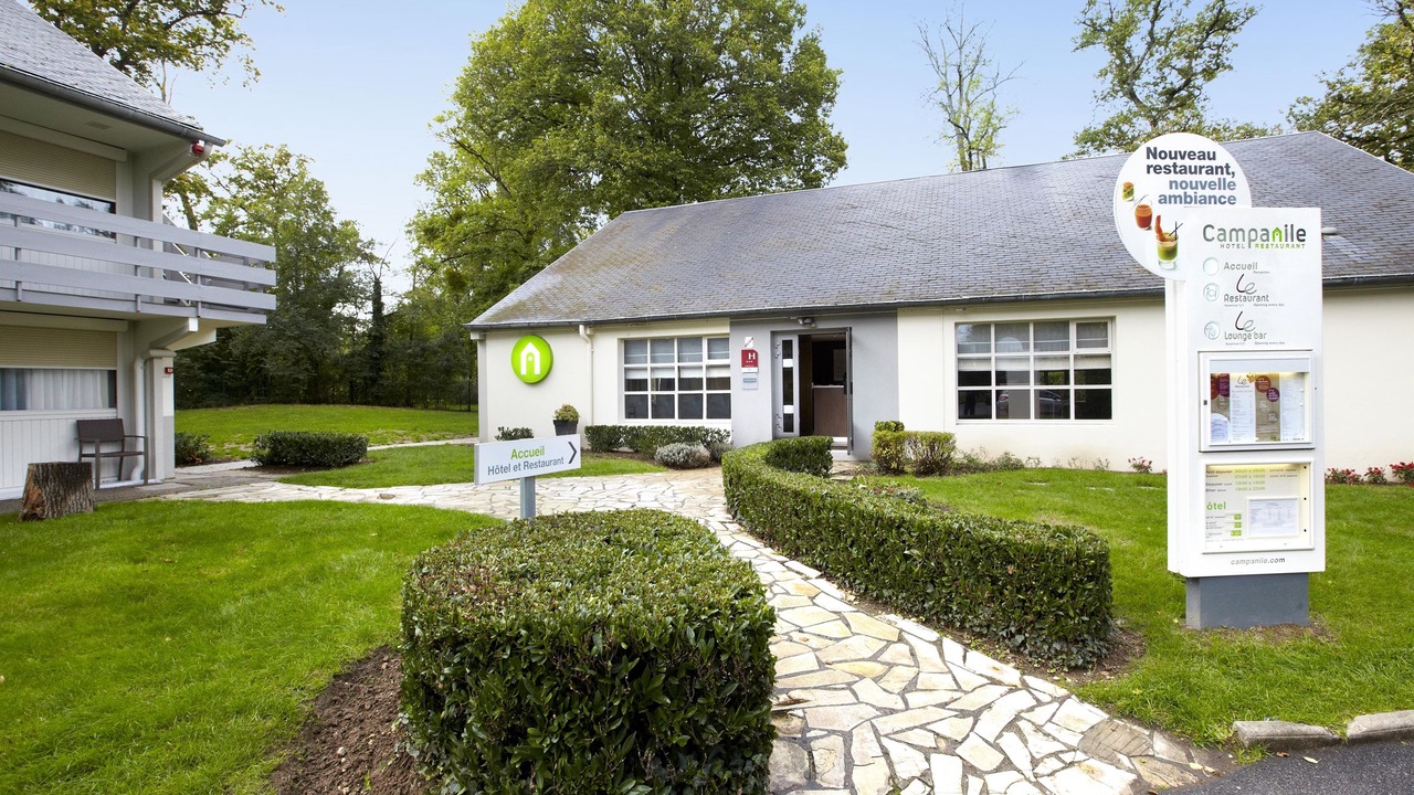 Photo of Buildings in La Source