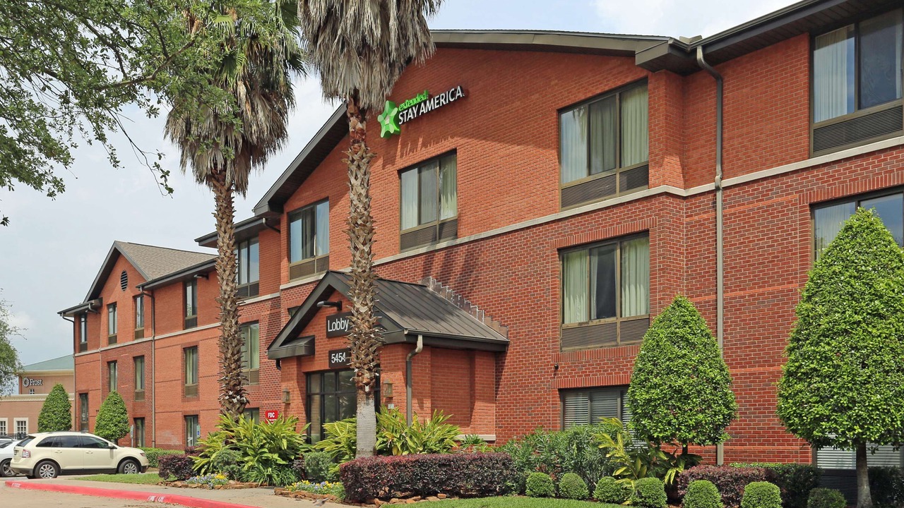 Photo of Buildings in US 290