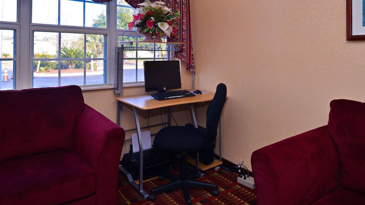 Photo of Livingroom in Pooler