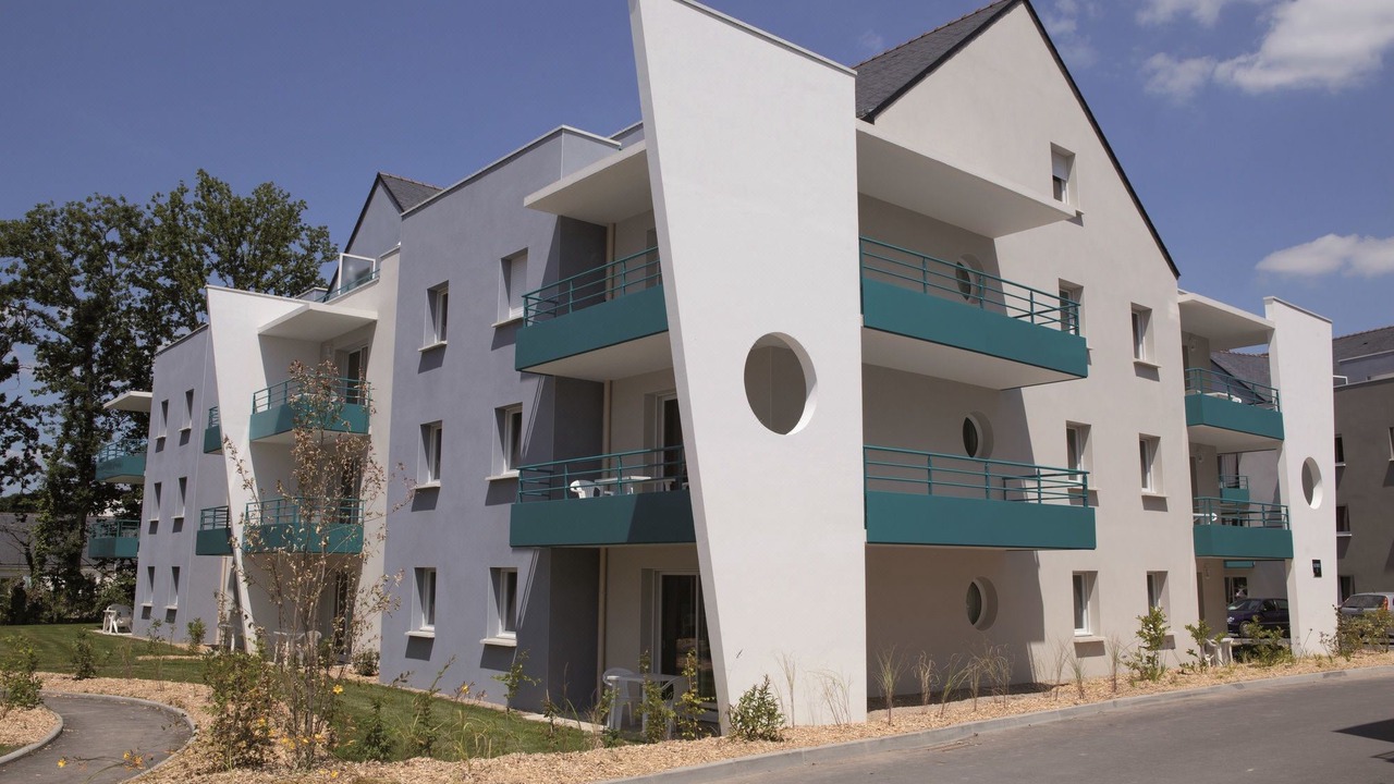 Photo of Buildings in Plescop