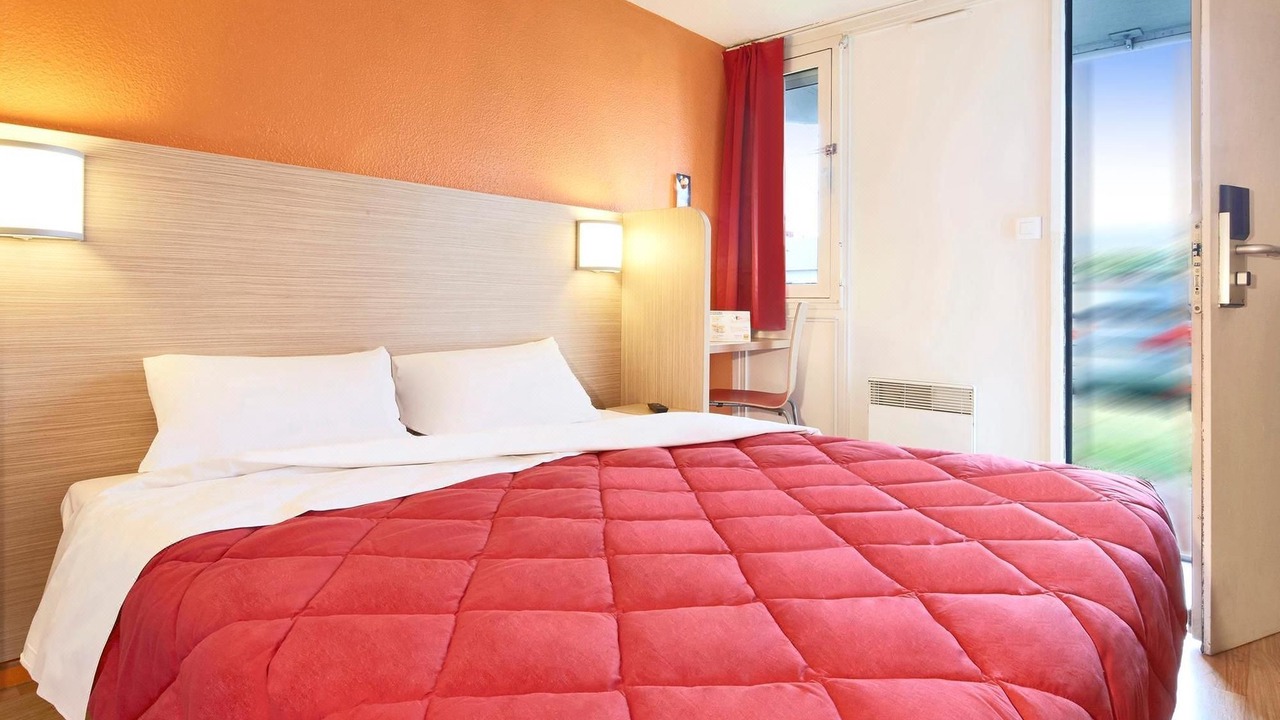 Photo of Bedroom in Plaisir