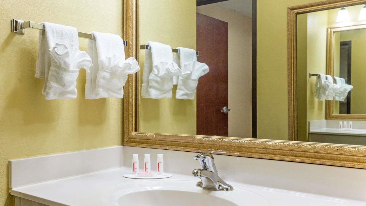 Photo of Bathroom in Cordele