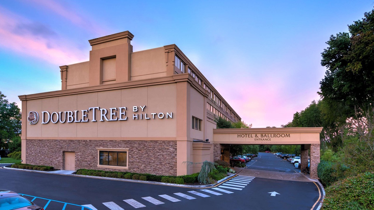 Photo of Buildings in Tinton Falls