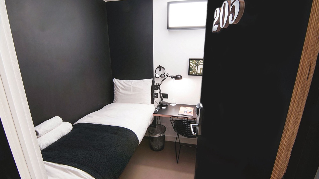 Photo of Bedroom in Hackney Central