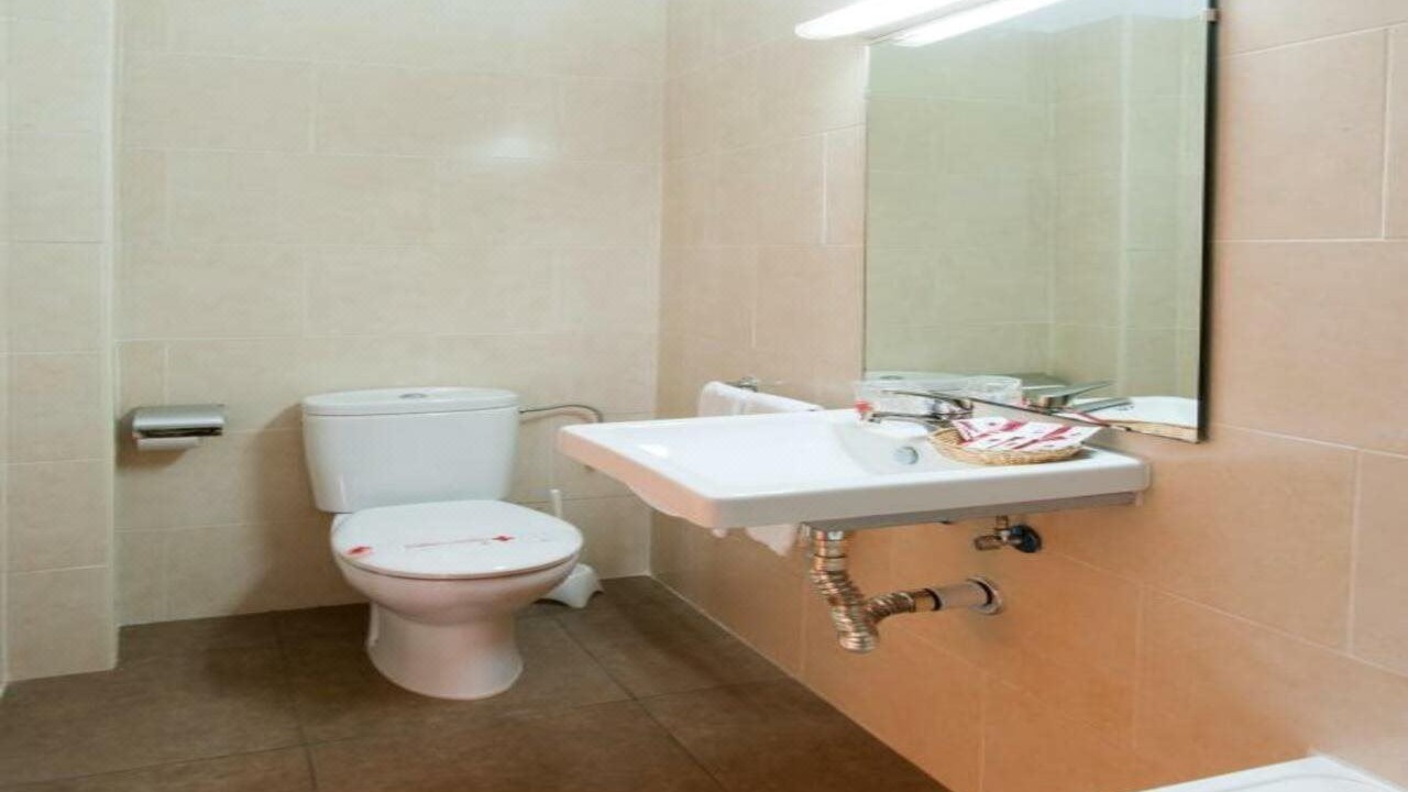 Photo of Bathroom in Lloret Town Center