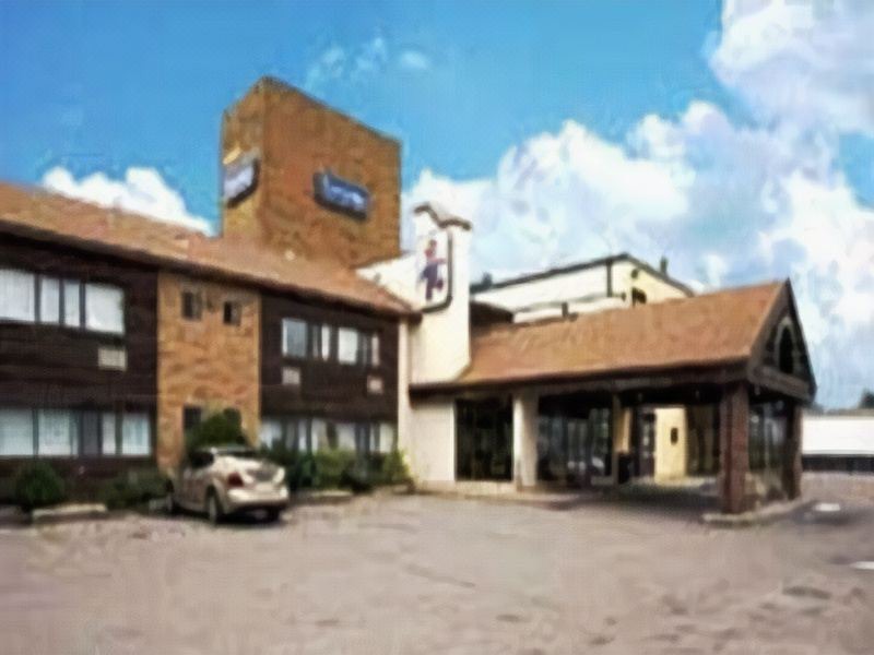 Photo of Buildings in Thunder Bay