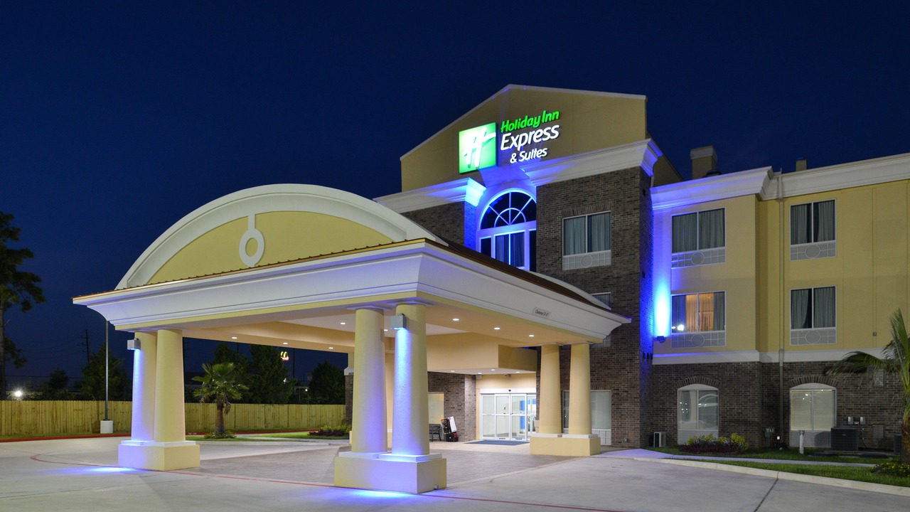 Photo of Buildings in Tomball
