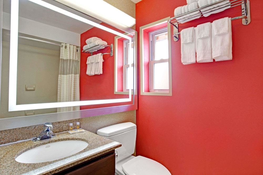 Photo of Bathroom in Ridgefield