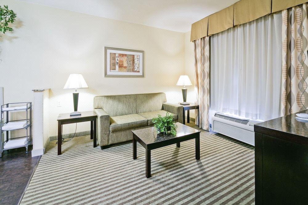 Photo of Livingroom in Carthage