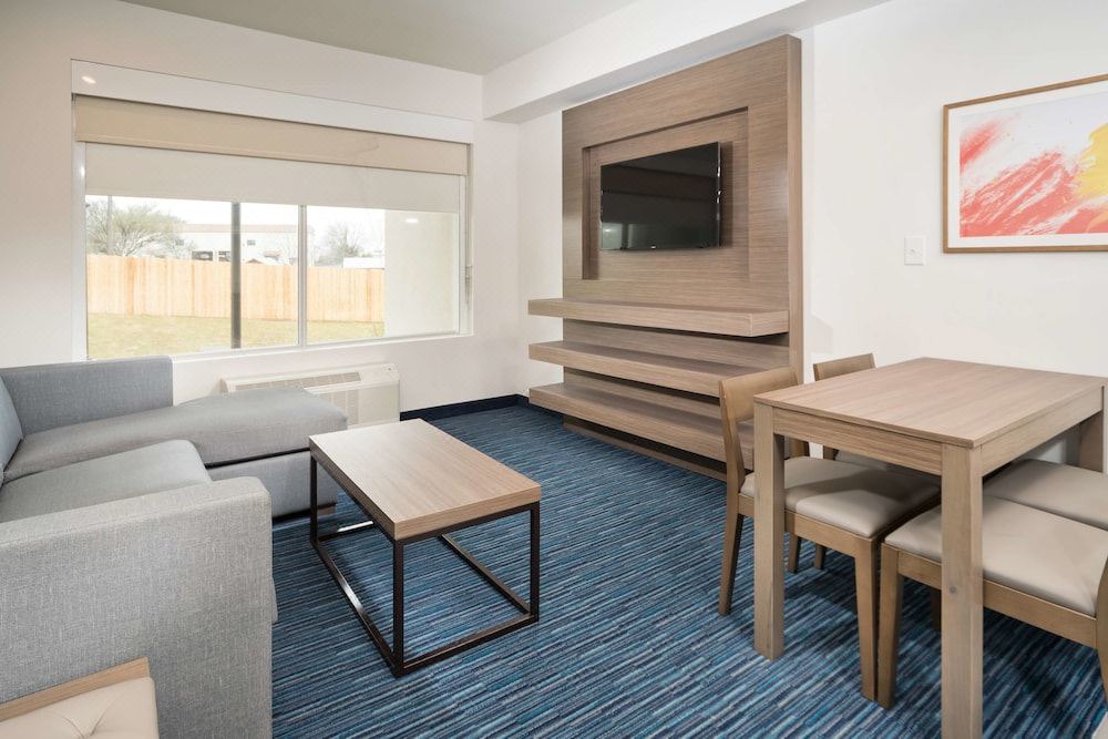 Photo of Livingroom in Wells Branch