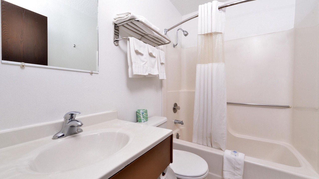 Photo of Bathroom in Sidney