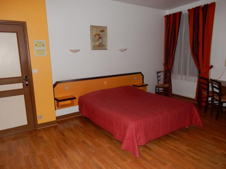 Photo of Bedroom in Entraigues-sur-la-Sorgue