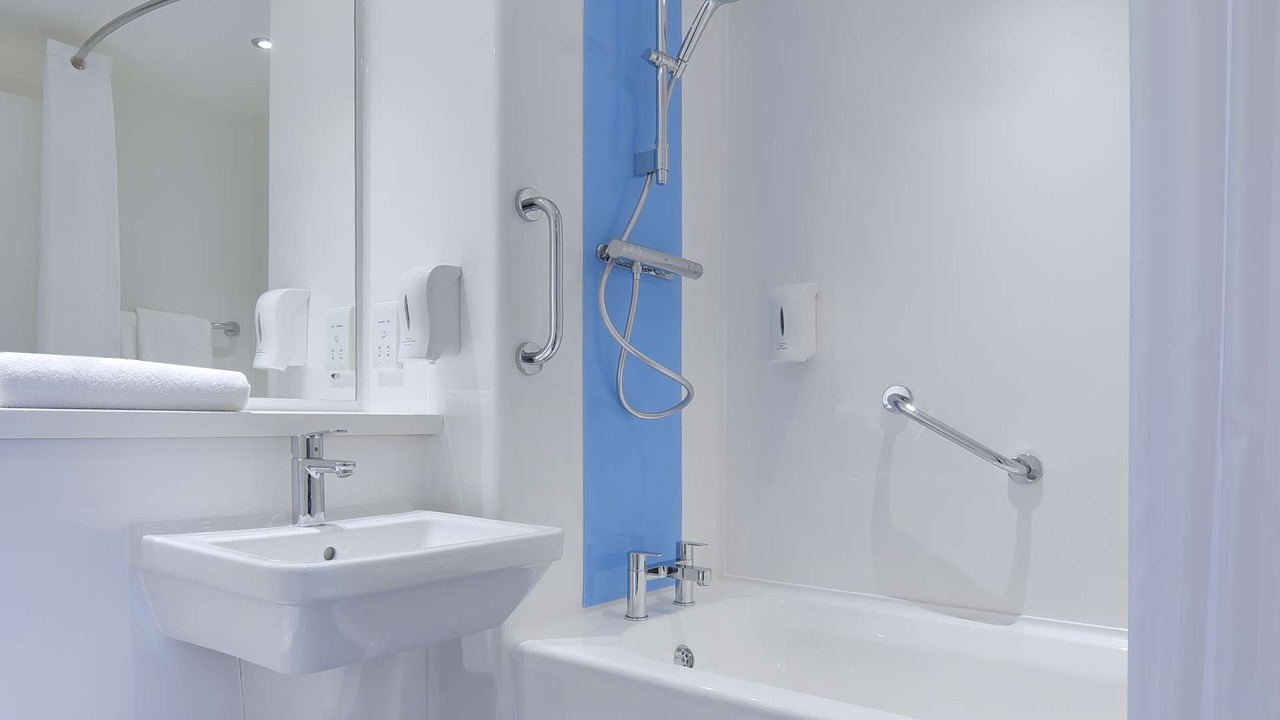 Photo of Bathroom in Balham