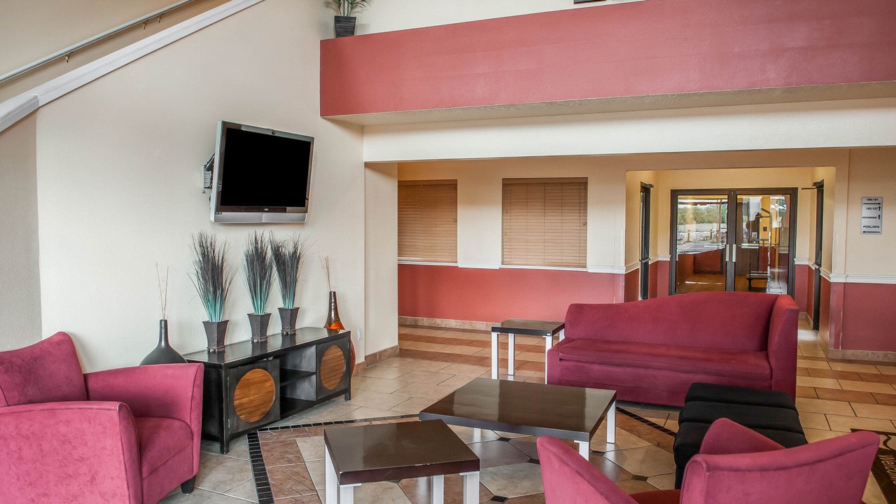 Photo of Livingroom in Rio Rancho