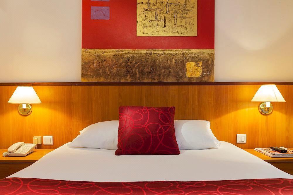 Photo of Bedroom in Jules Ferry - Recamier