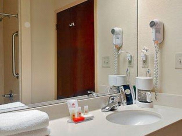 Photo of Bathroom in Locust Grove