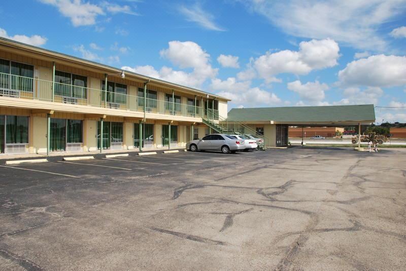 Photo of Buildings in Hillsboro
