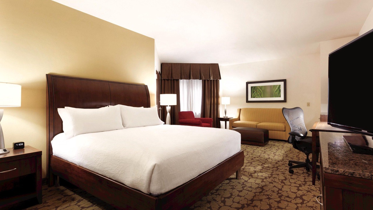 Photo of Bedroom in Central Business District