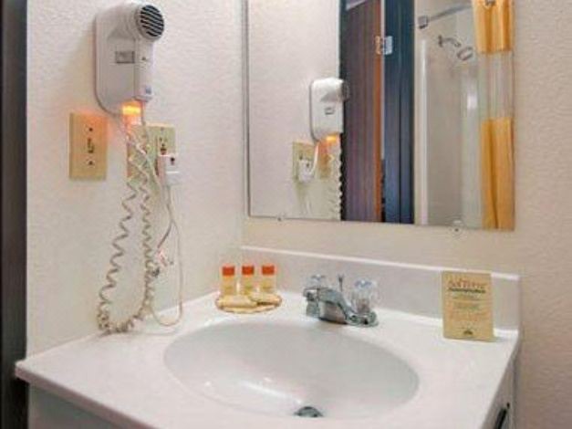 Photo of Bathroom in Ogallala