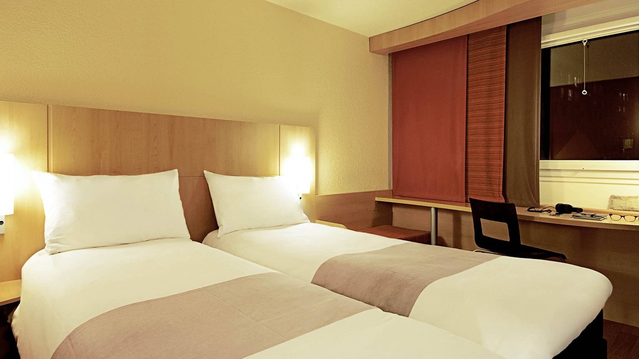 Photo of Bedroom in 18th Arrondissement