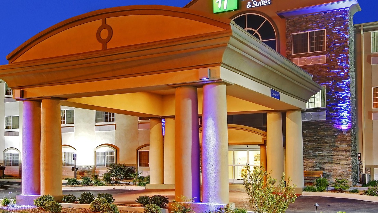 Photo of Buildings in Carlsbad