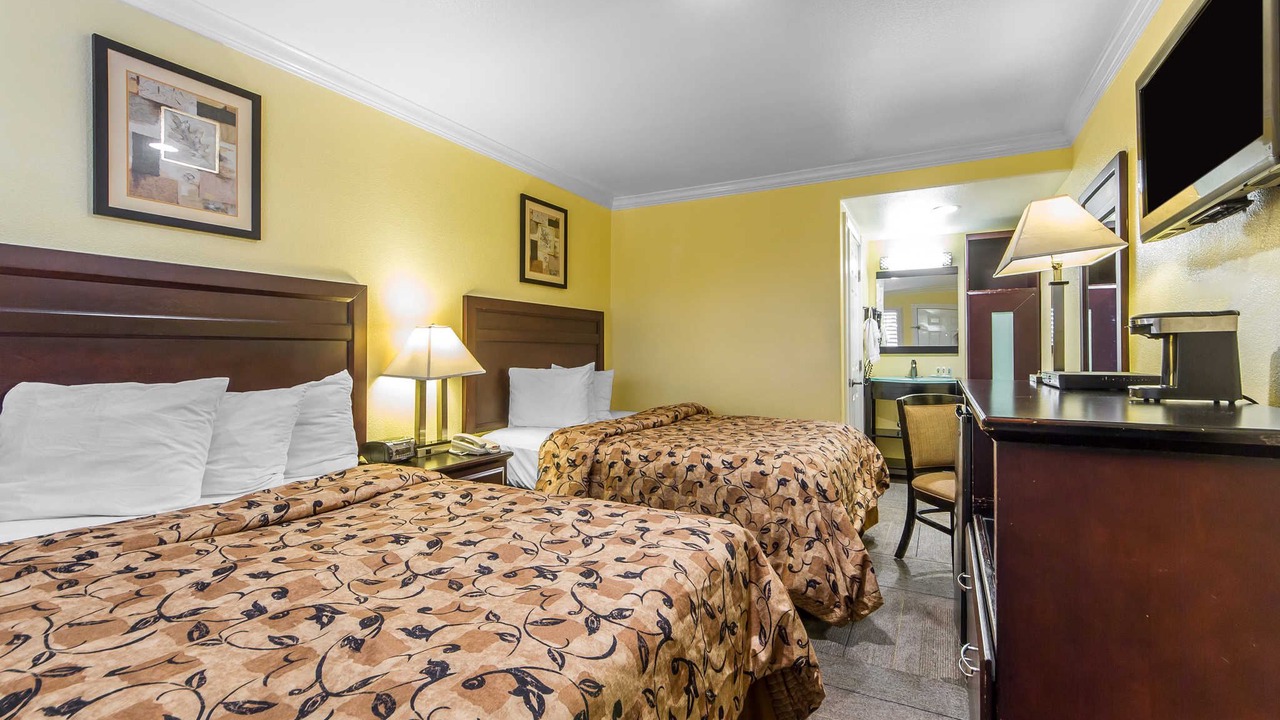 Photo of Bedroom in Central Berkeley