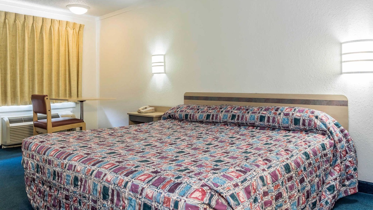 Photo of Bedroom in Sharonville