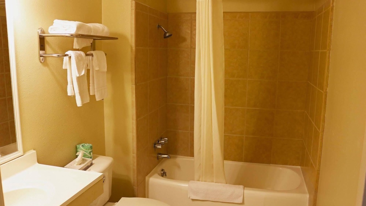 Photo of Bathroom in Giddings