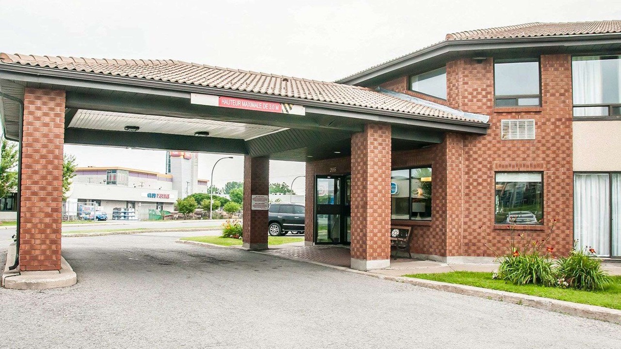 Photo of Buildings in Laval