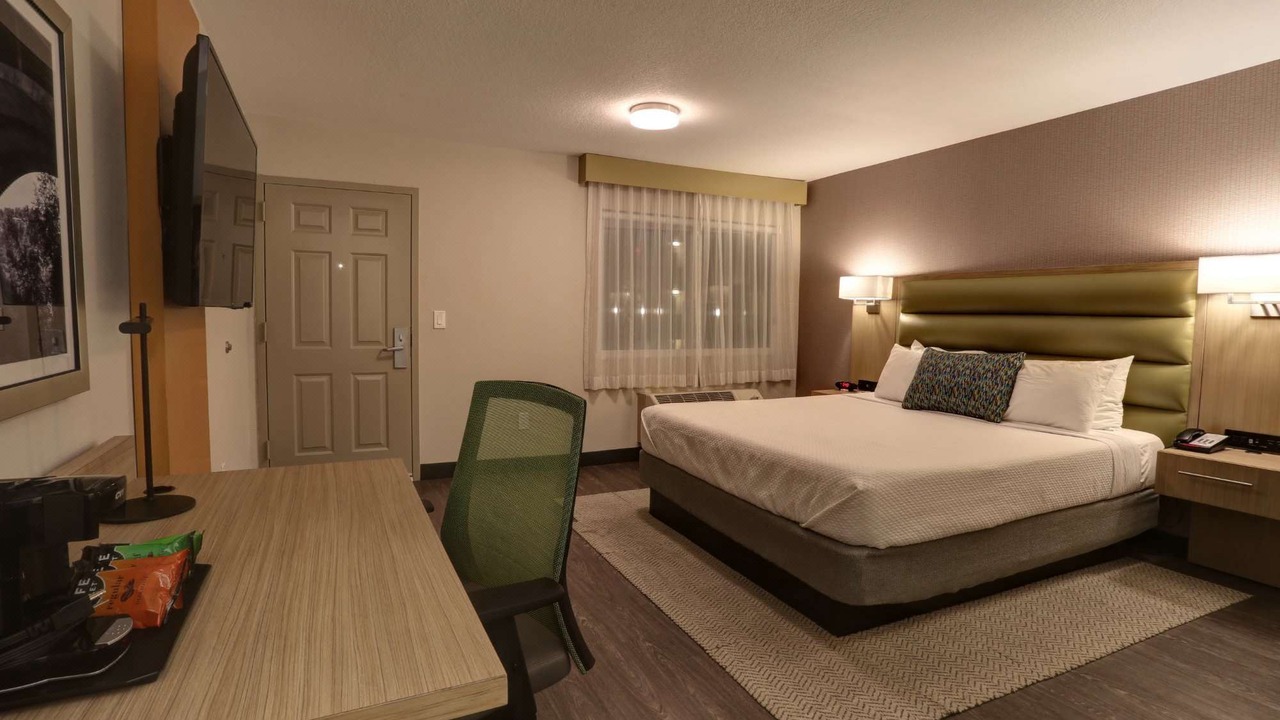 Photo of Bedroom in Pasadena