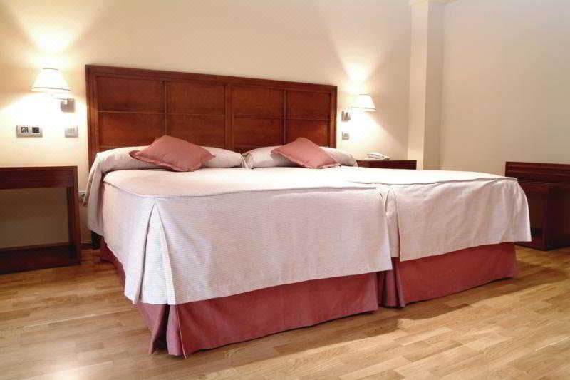 Photo of Bedroom in Abena