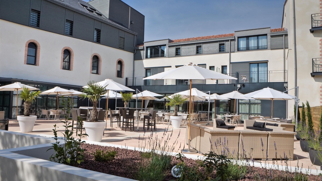 Photo of Buildings in Clisson