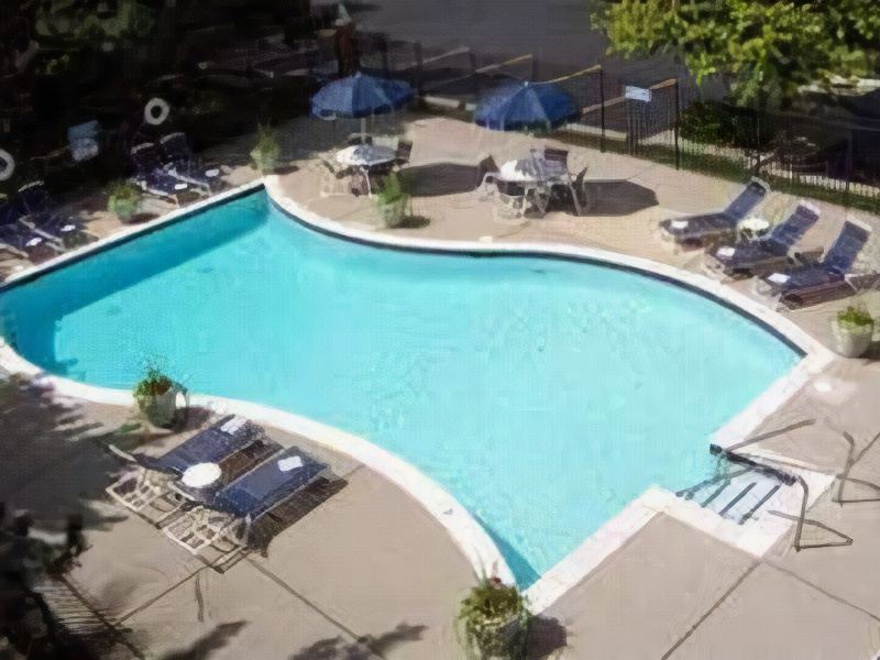 Photo of Outdoor in Auburn Hills