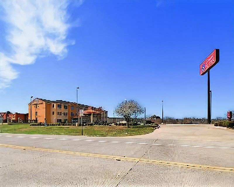 Photo of Buildings in Rowlett